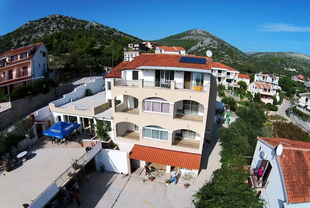 Apartments&Rooms Jelavic Seget Vranjica Apartman