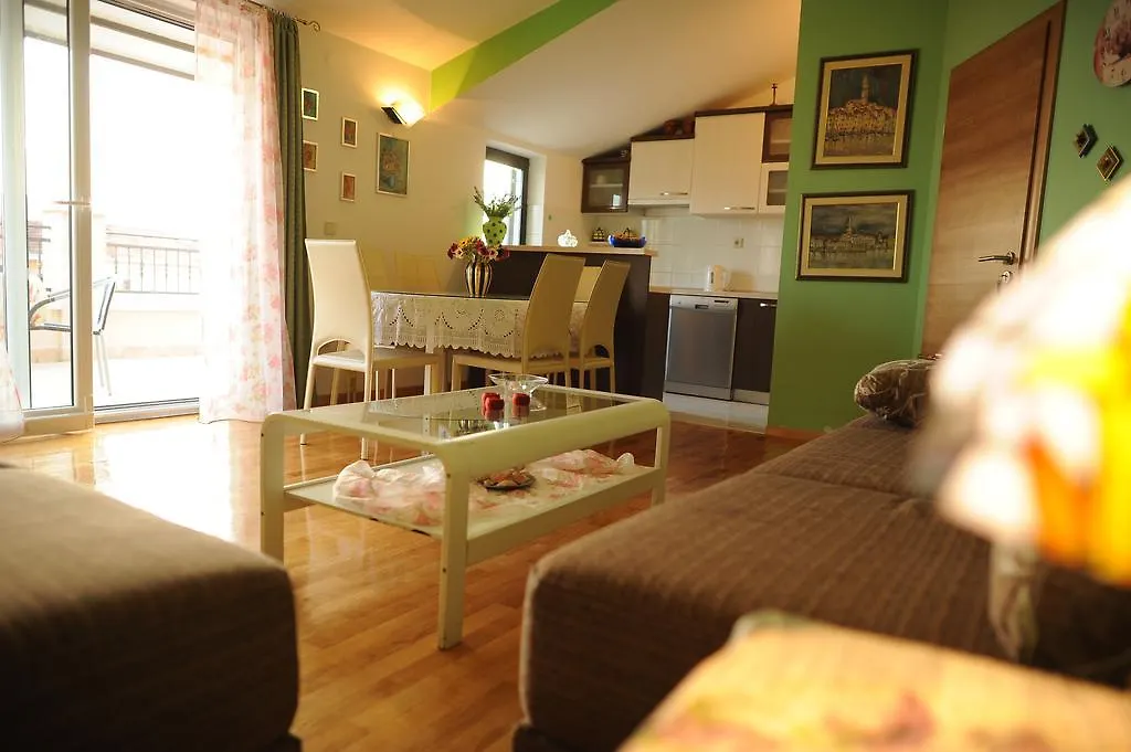 Apartments&Rooms Jelavic Seget Vranjica Apartment