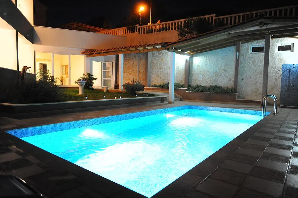 Apartments&Rooms Jelavic Seget Vranjica
